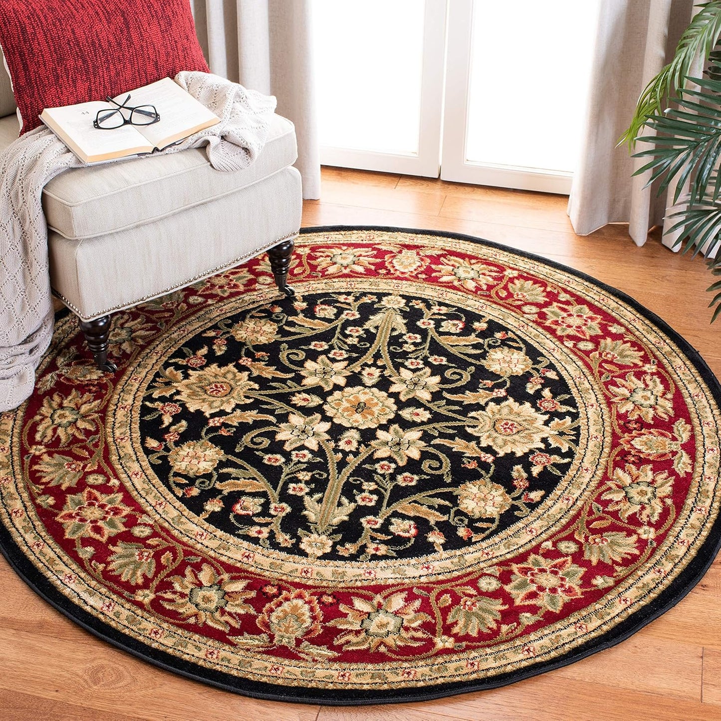 SAFAVIEH Lyndhurst Collection Area Rug - 9' x 12', Ivory & Rust, Traditional Oriental Design, Non-Shedding & Easy Care, Ideal for High Traffic Areas in Living Room, Bedroom (LNH212R)
